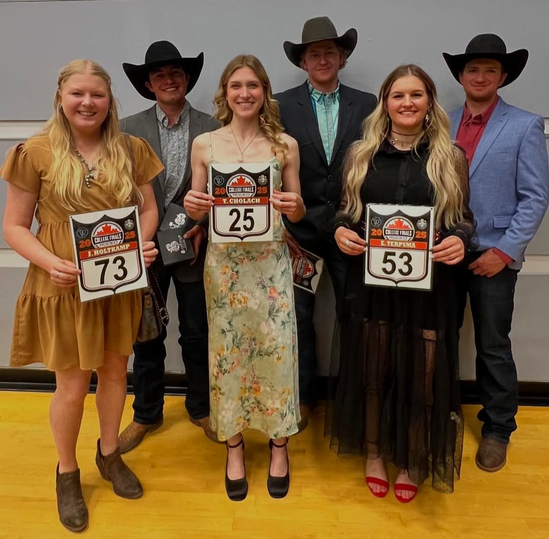 Back Row &ndash; Casey Thomson, Ryan Collett, Garrett Cullum; Front Row &ndash; Julia Holtkamp, Taylor Cholach, Elyse Terpsma